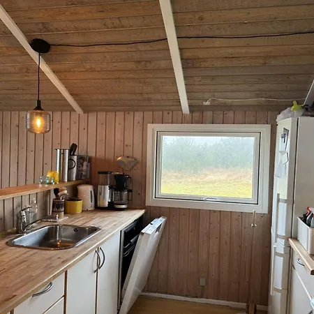 Kaare - 400m From The Sea By Interhome