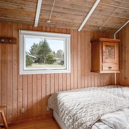 Kaare - 400m From The Sea By Interhome Hals