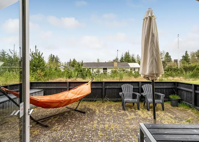 Kaare - 400m From The Sea By Interhome